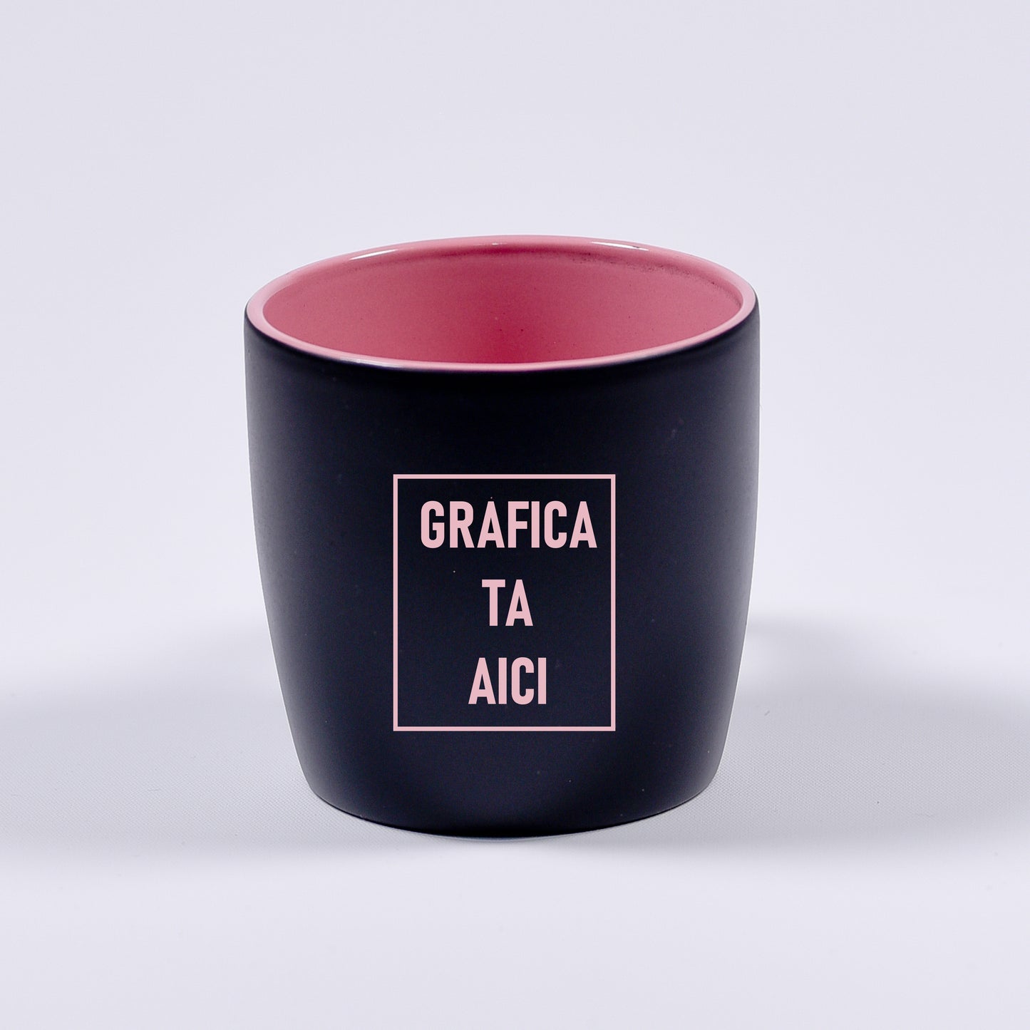 cana personalizabila negru mat cu interior roz lucios